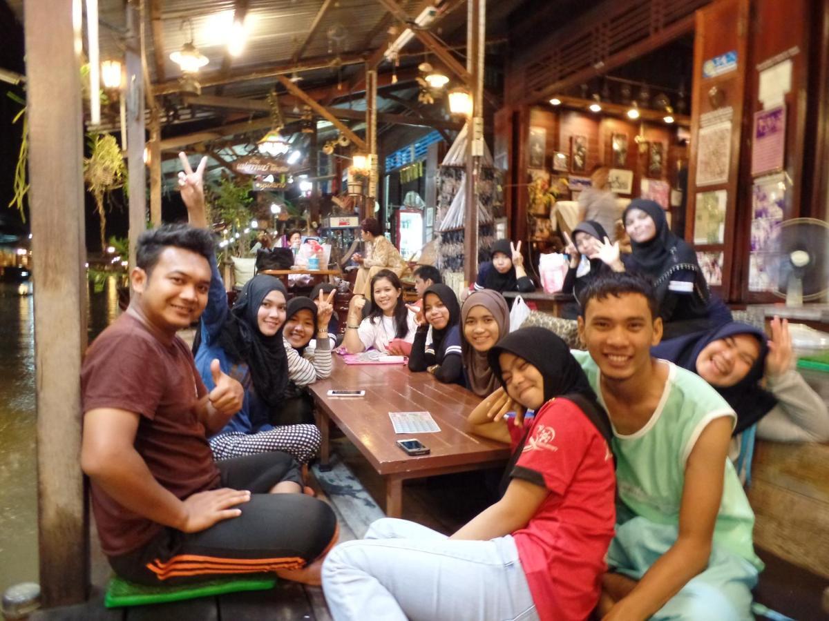 Apartamento Ban Mae Arom Amphawa Exterior foto